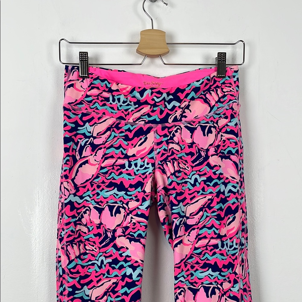 Lilly Pulitzer Luxletic Weekender Pink and Blue Losbstah Roll Women's M Leggings - Picture 4 of 8